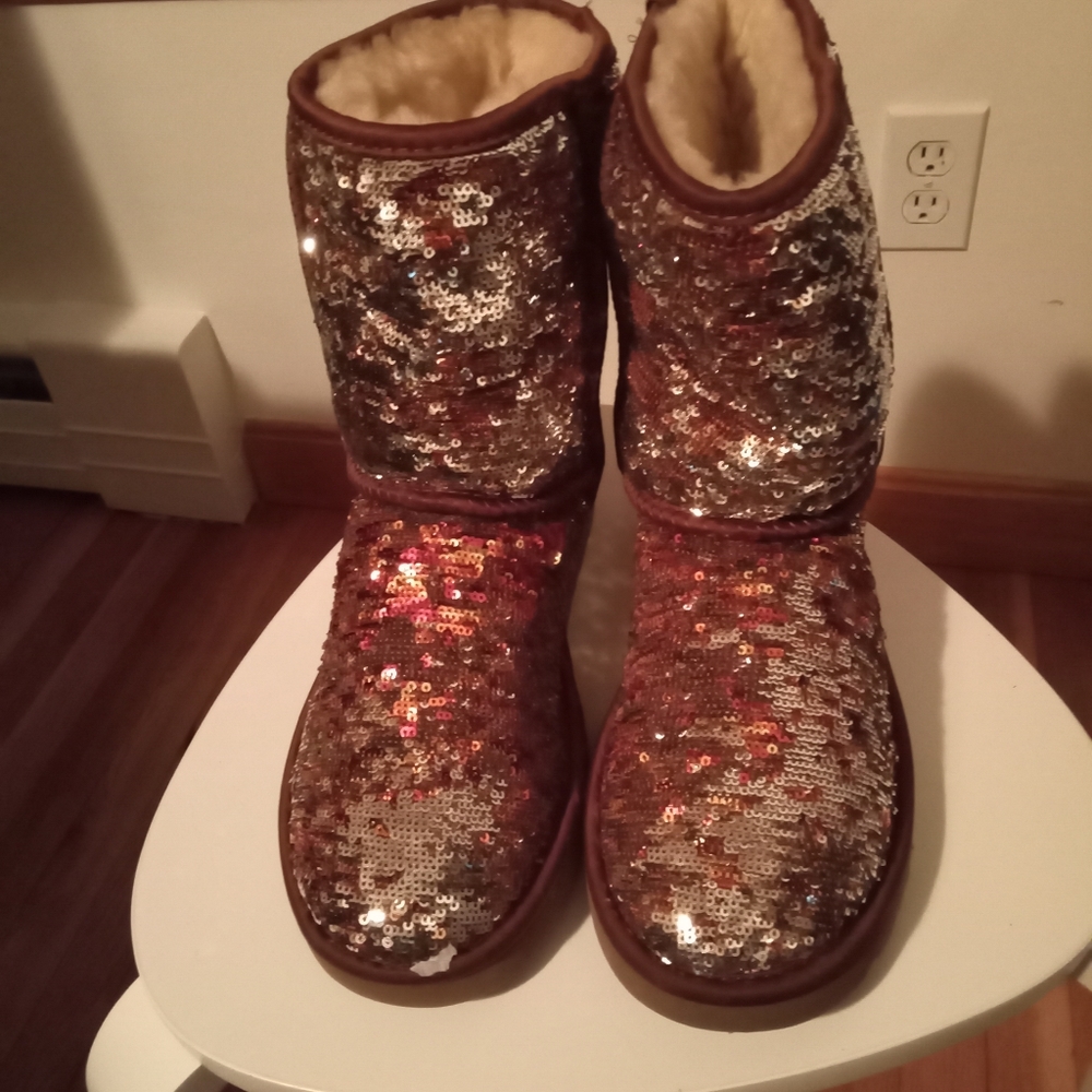Women's UGG boots size 7